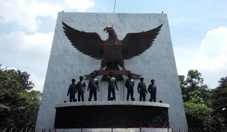 monumen-pancasila-sakti-09581694719aa10cd833dd2631b98fef-4c275fd7eba3f9e6619fd162a2f0d676